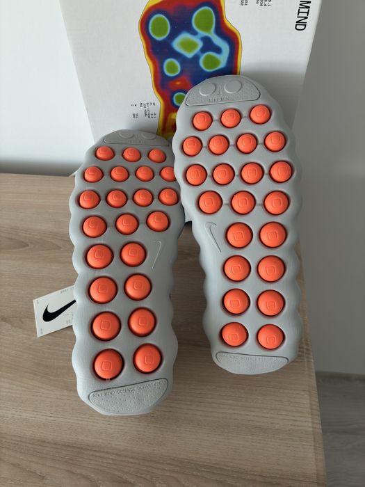 Nike mind grey 42