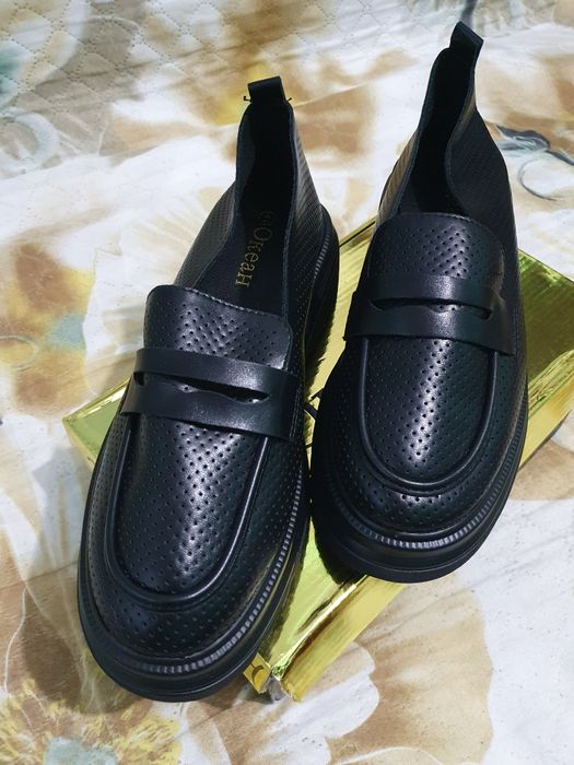 Женская обувь новая