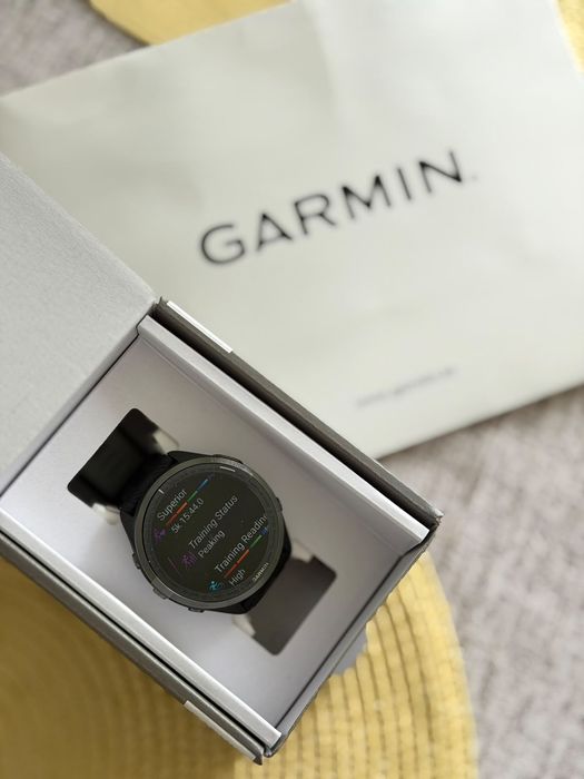 Часы Garmin Forerunner 965 (AMOLED)