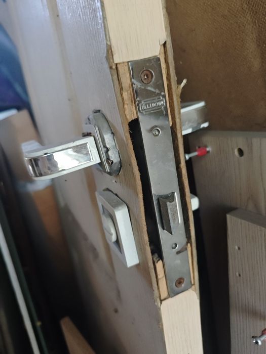 Дверь межкомнатная