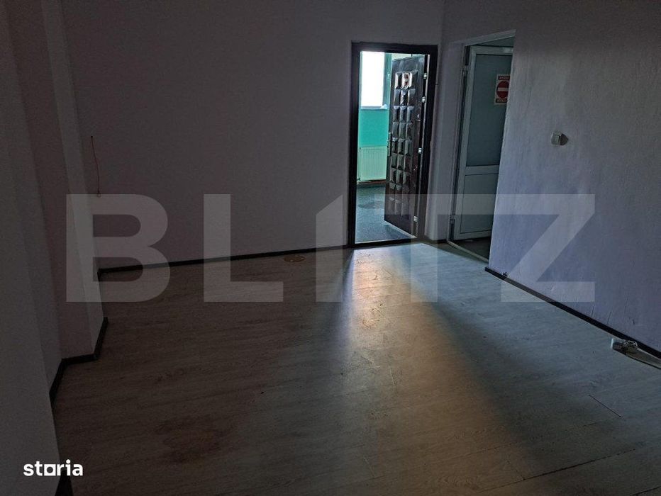 Spatiu comercial cu potential, 340 mp, finisat, Marasesti