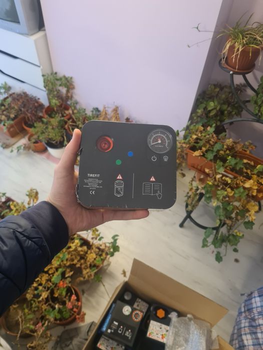 Оригинални НОВИ помпи компресори за гуми с пяна на различни марки