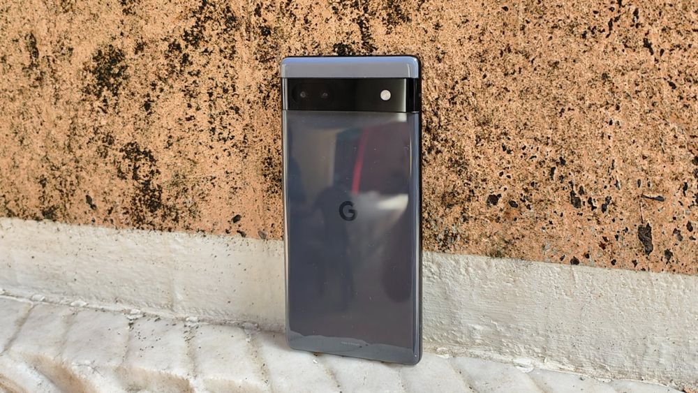 Телефон Google Pixel 6a