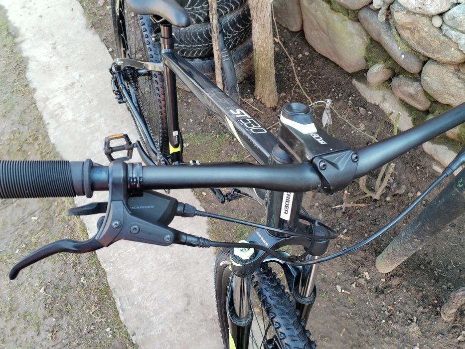 Bicicleta Rockraider roti 27.5 Frâne disc hidraulice