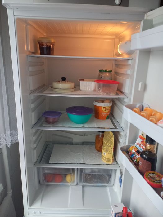 Продам холодильник Indesit SB185.027.