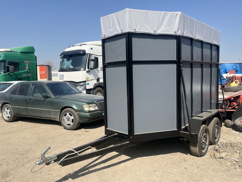 Продам прицеп/коневоз/скотовоз