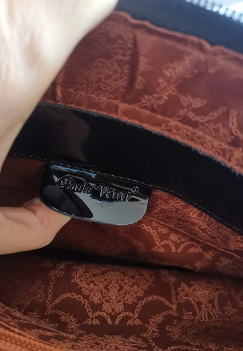 Нова дамска чанта естествена кожа и лак