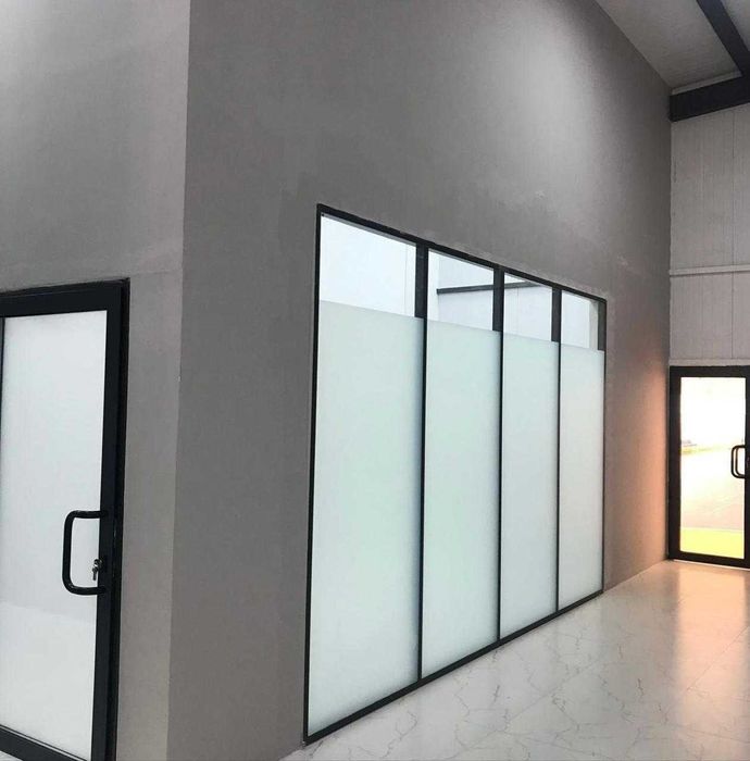 Перегородки из алюминия и ПВХ