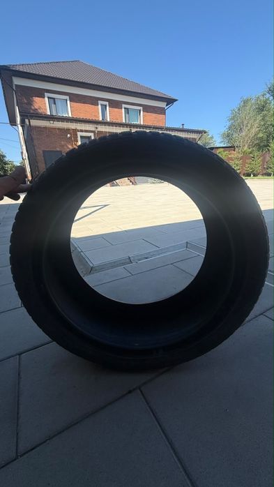 Hankook 245/40/19