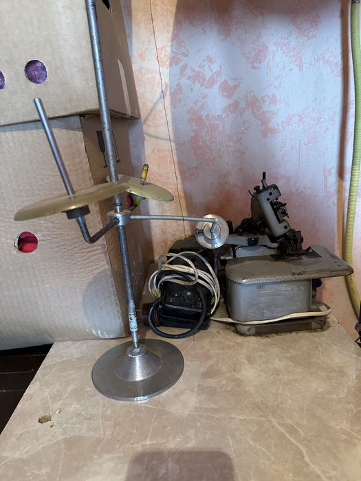 Оверлок промышленный