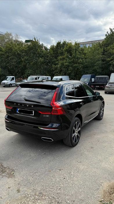 VOLVO XC60 2019 — imagine 4