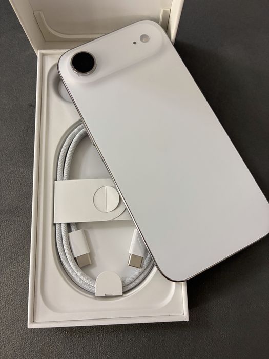 Продается iphone 17 air