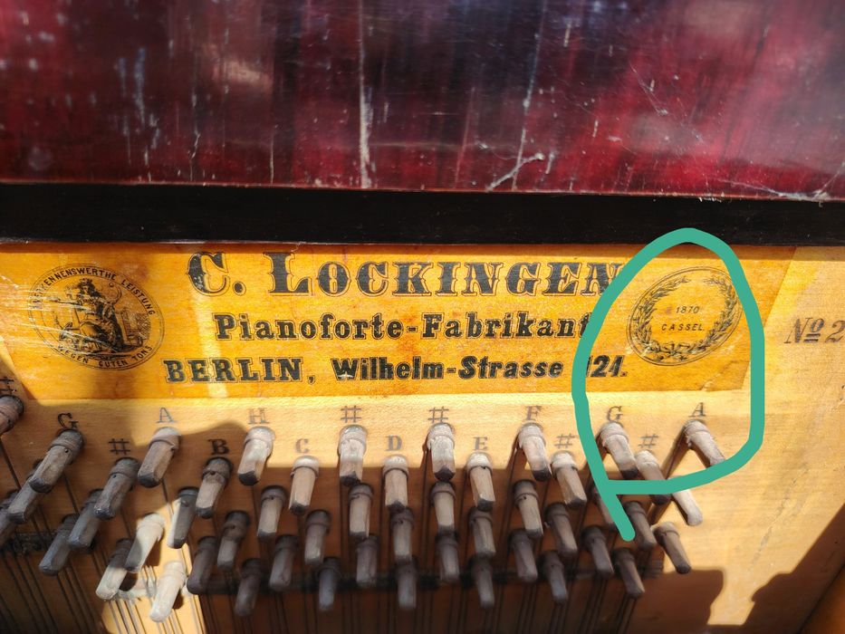 Пианино18.01.25.. антиквариат,старинное 1870 год,для музеев,коллекцион