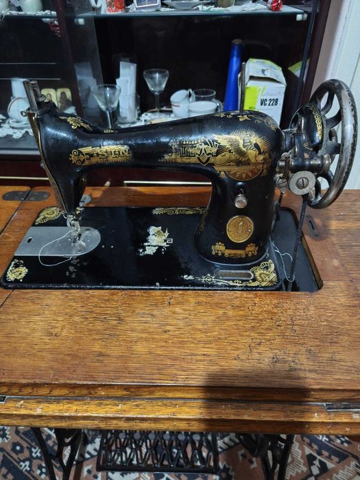 Masina de cusut singer