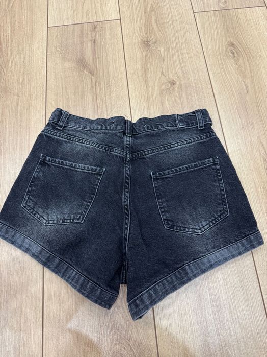 Дамски черни къси гащи