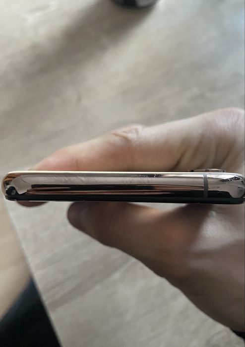 Iphone Xs 64gb Gold color