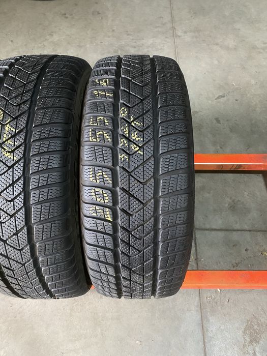 Anvelope iarna 205/55/16 Pirelli Sottozero 3 RFT 205 55 16 R16