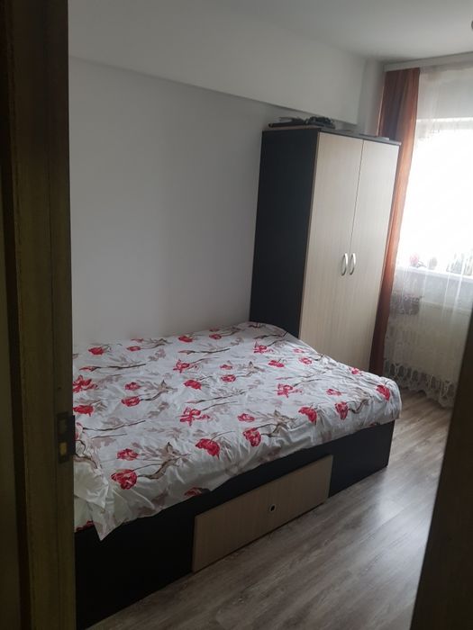 Apartament  3camere decomandat