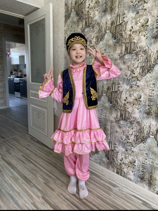 Продам Костюм национальный татар на рост 120-140 рост