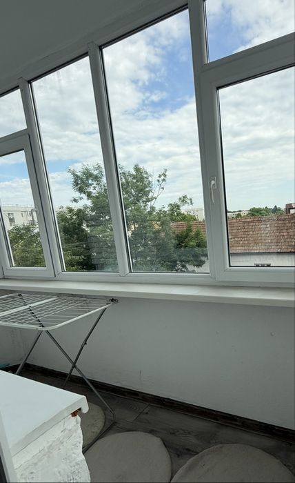 Apartament decomandat 3 camere,1 Mai Craiova