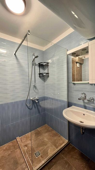 Дава се под наем Тристаен апартамент в София, Център - 90 кв.м за 650 € - Снимка #9