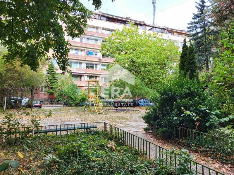 Двустаен обзаведен апартамент под наем в кв. "Гоце Делчев"