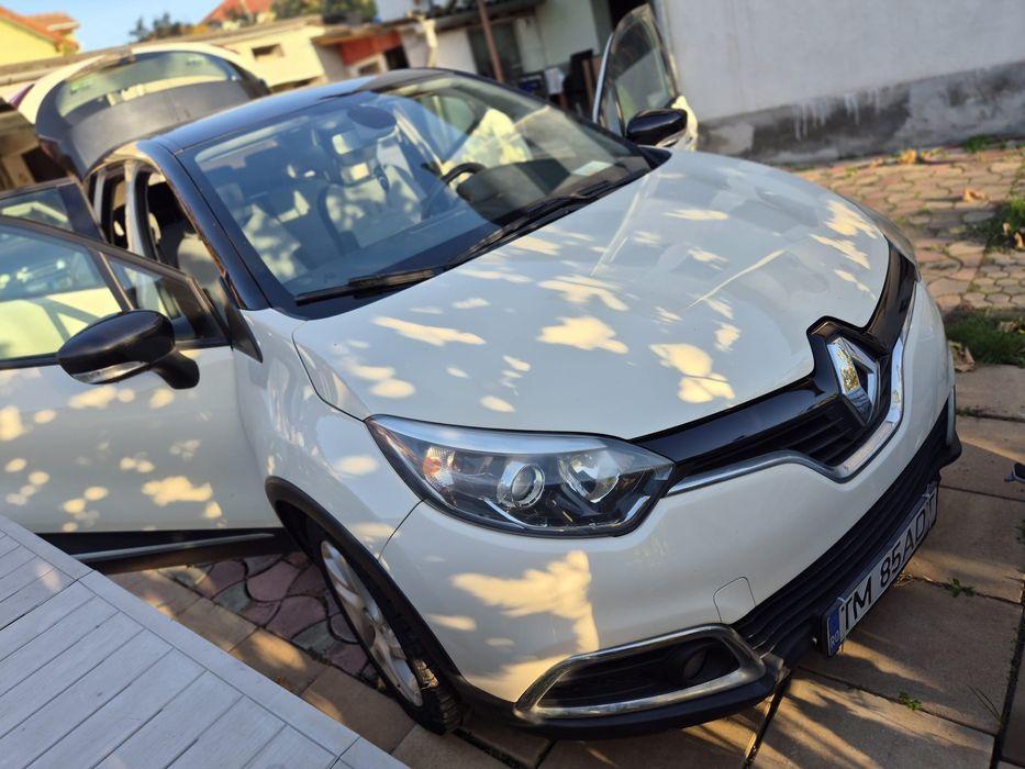 Vând Renault Captur