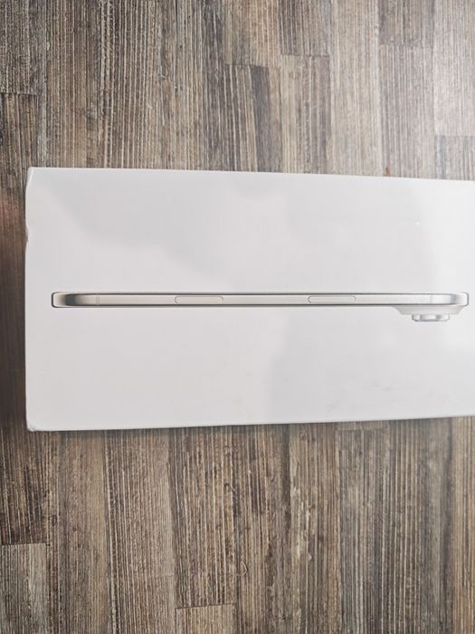 Чисто нов iPhone Air 256 GB Гаранция