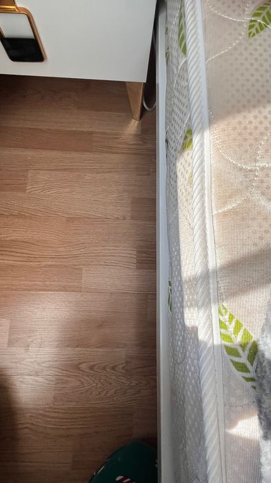 Кровать с матрасом 150х200