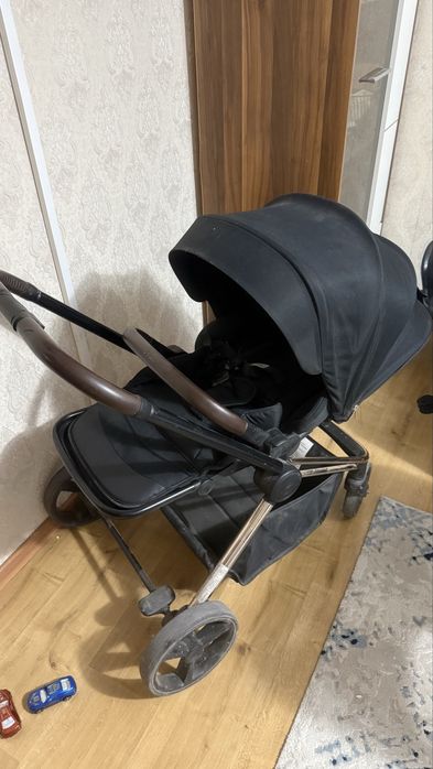 Продам каляску 2в1