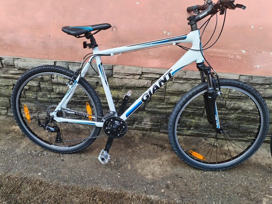Bicicleta Giant cadru aluminiu XL ca Nou