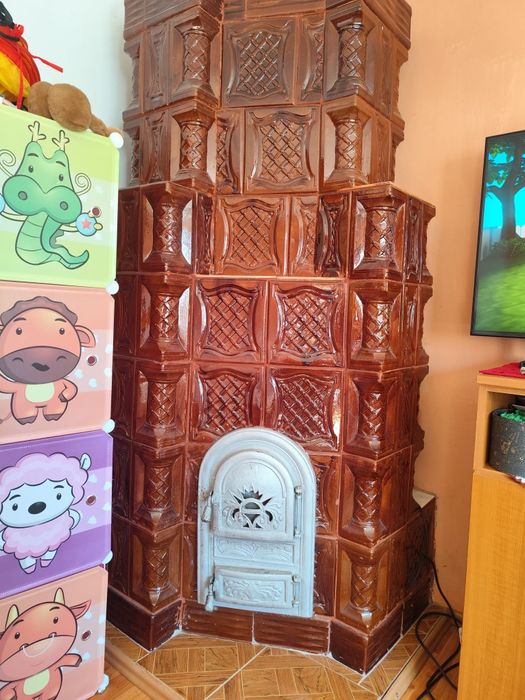 Sobă de teracotă, neutilizată