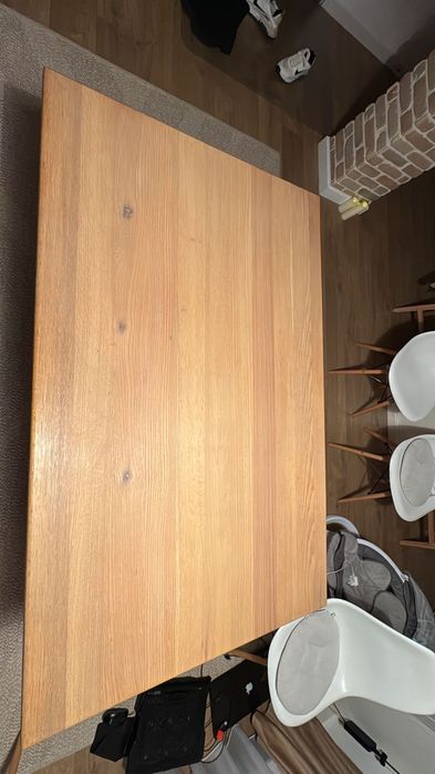 Vând masă dining cu scaune