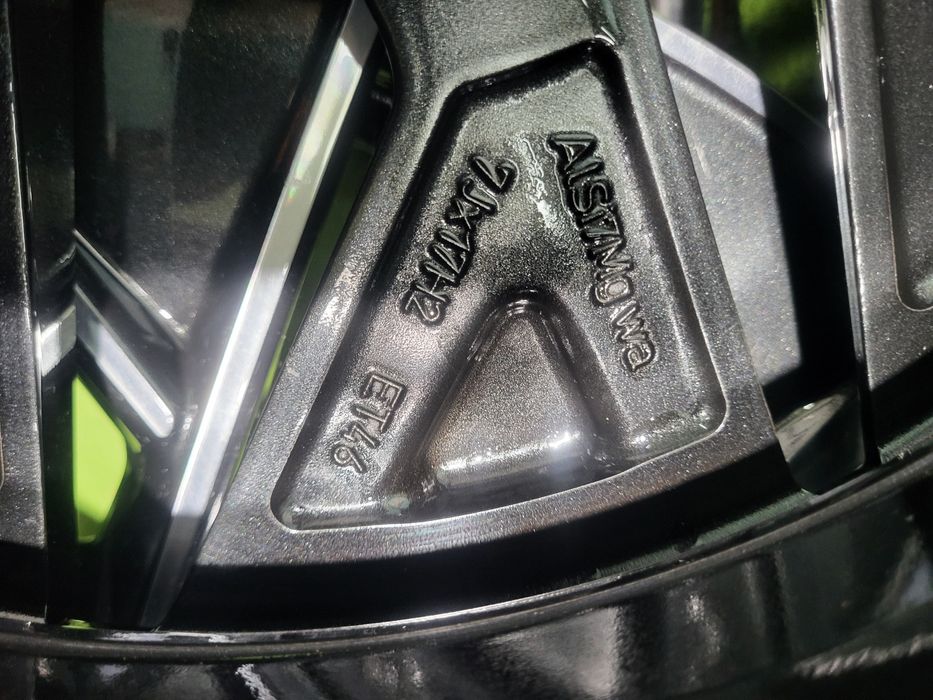 17 5x112 Skoda лети джанти 5х112 шкода