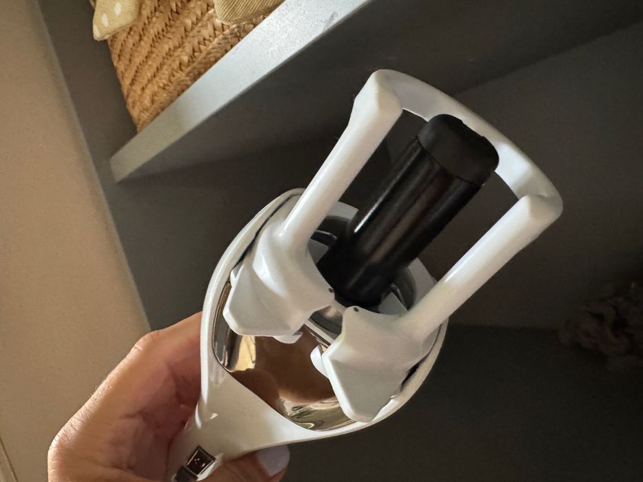 Instyler маша за автоматично къдрене