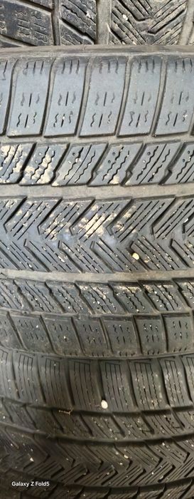 ГУМИ 245/40/18зимни летни