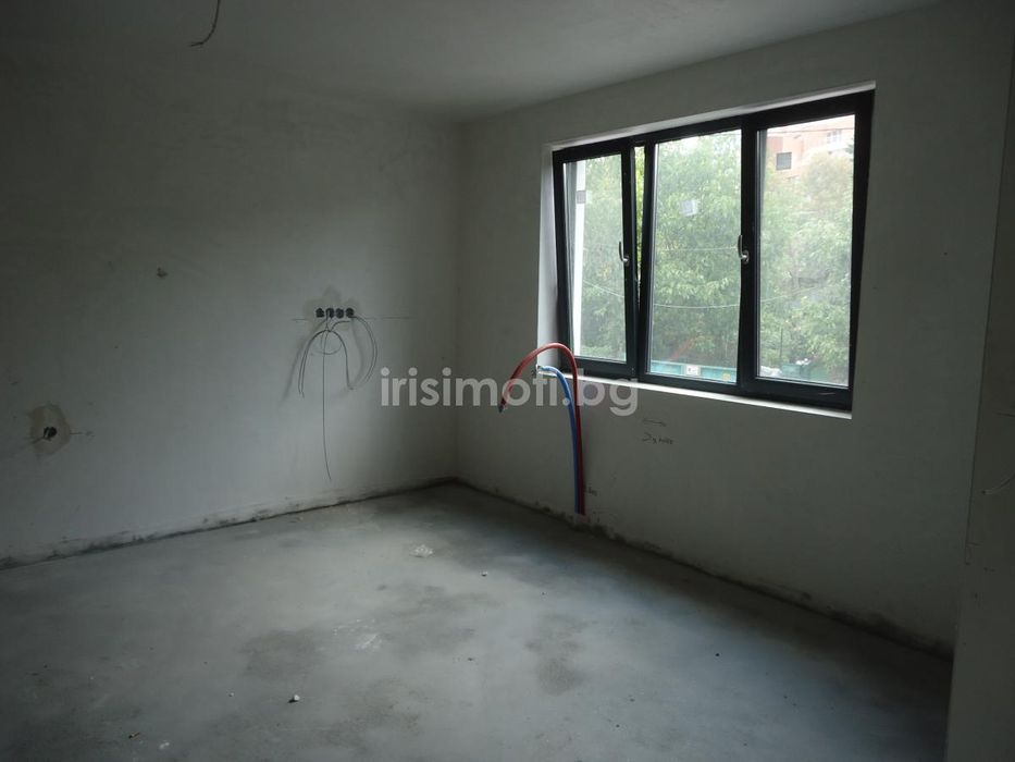 Продава се Тристаен апартамент в София, Бъкстон - 104 кв.м за 2433 €/кв.м - Снимка #1