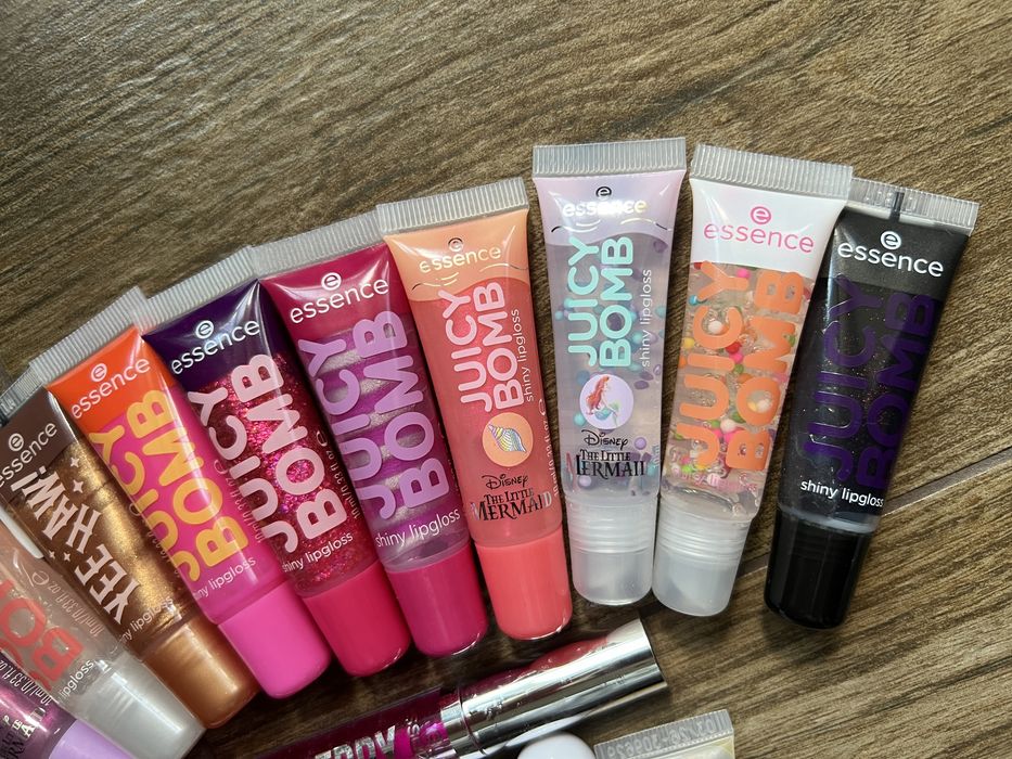 Нови гланцове essence, catrice, alverde, carmex, колекция балсам
