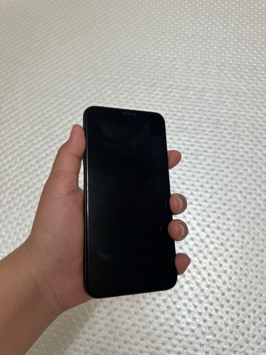 продам iPhone xs max