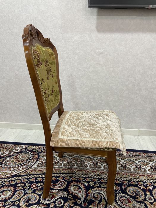 Стулья 12 штук буу