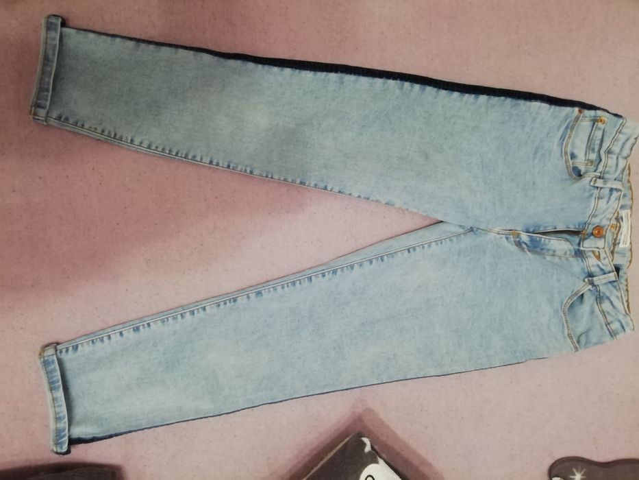 Джинсы Zara