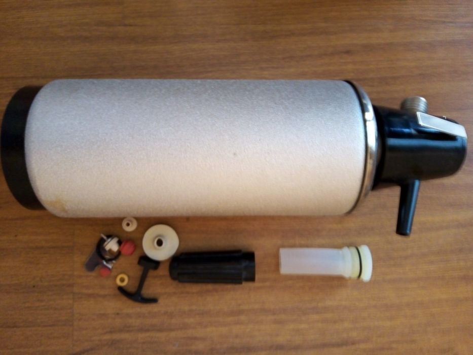 Сифон с кутия и консумативи