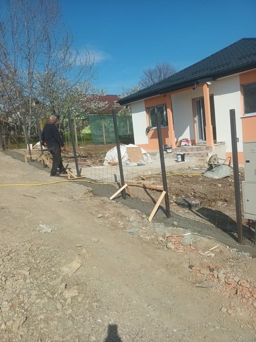 Executăm lucrări constructii.