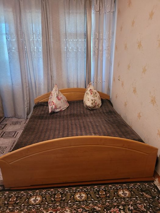 Спальный гарнитур в отличном состоянии
