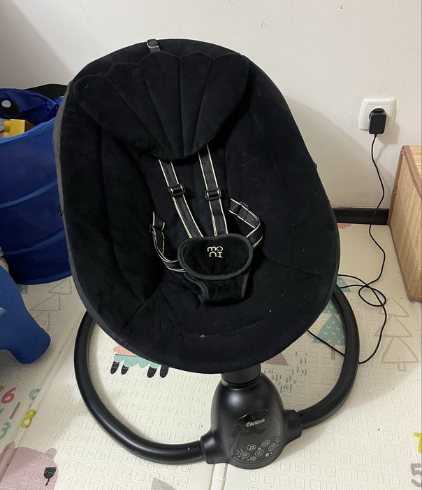 Електрическа люлка Moni Clarissa черна