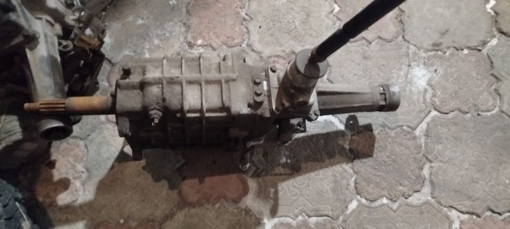 Продам каробки с волги и с газели в робочем состояние