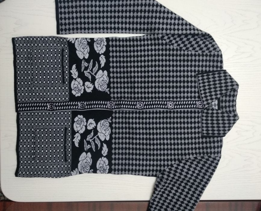 Янги, Новый Женский джемпер, теплый.