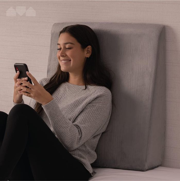 Възглавница за опора на гърба от мемори пяна със сваляне и перящ кадиф