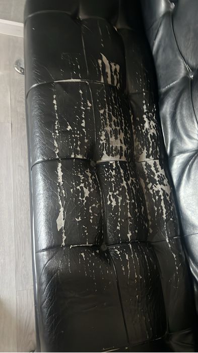 Продам диван и два кресла
