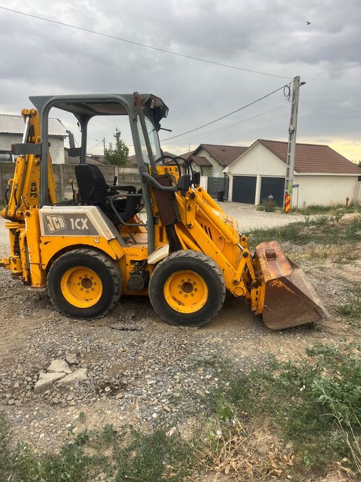 Buldoexcavator jcb 1 cx, an 2000
